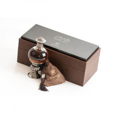 Dahn Oud Ateeque by ASQ – A captivating blend of aged oud, floral notes, and woody elegance.